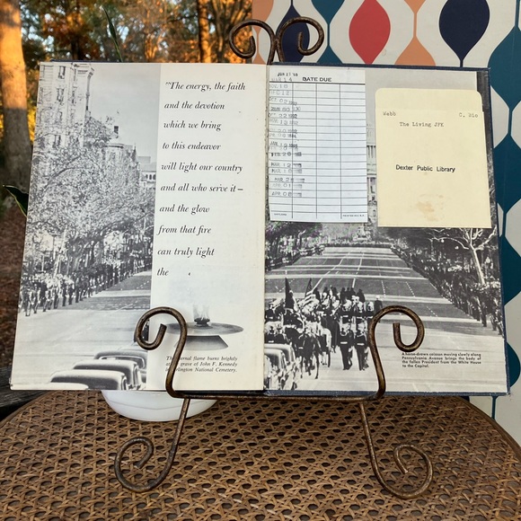 The Living JFK by Robert N. Webb Grosset & Dunlap 1964 USA Printed - Picture 12 of 14